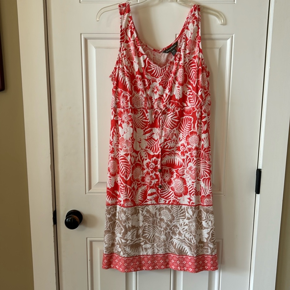 Tom Bahama coral flower dress so cute for the beach vacation size medium